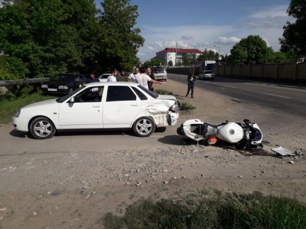 В Ставрополе в аварии пострадал мотоциклист